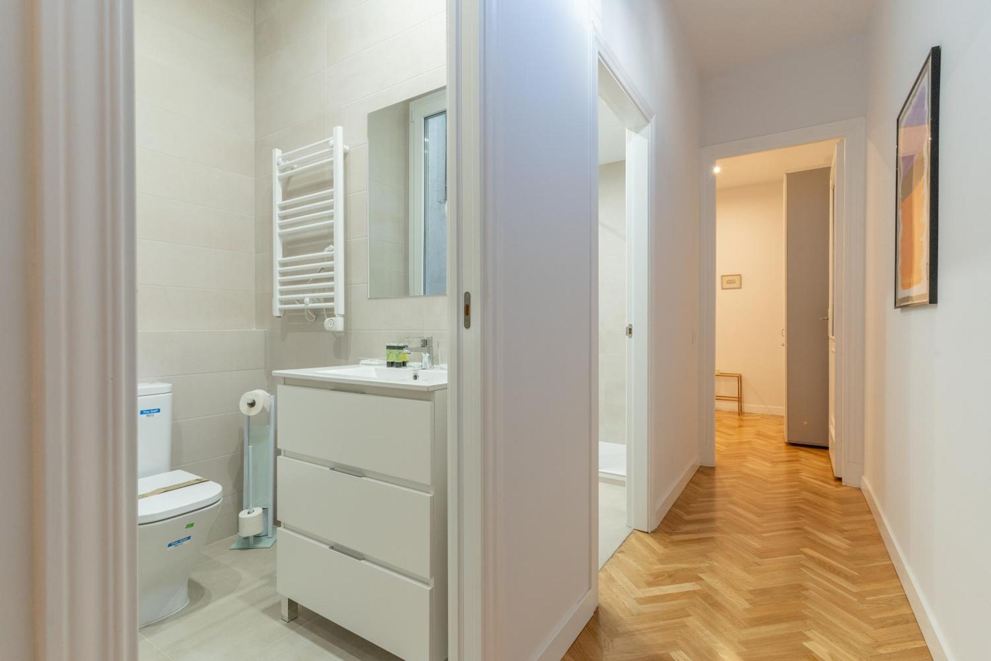 Spacious Central-3Bedrooms 3Bathrooms-Sol マドリード エクステリア 写真