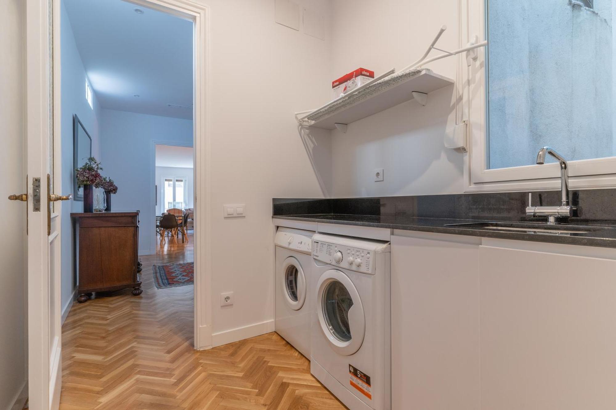 Spacious Central-3Bedrooms 3Bathrooms-Sol マドリード エクステリア 写真